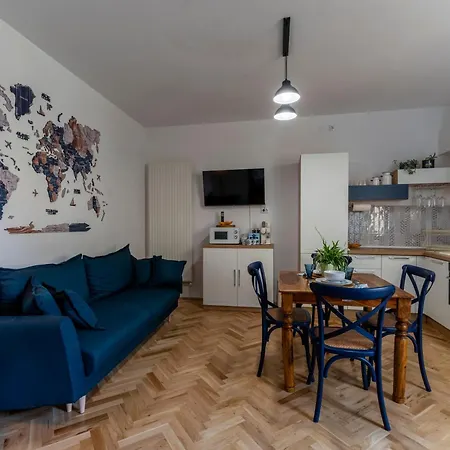 Luxurious In Old Town - Ultra Apartment