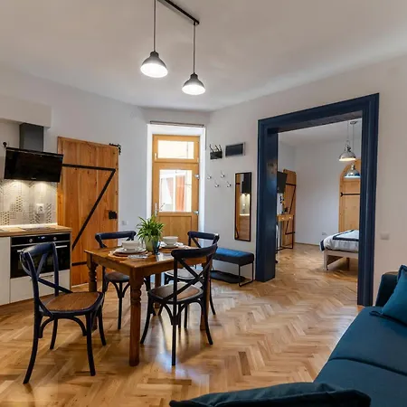 Luxurious In Old Town - Ultra Braşov